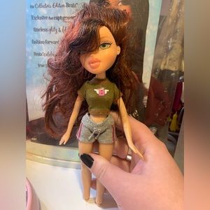 Bratz Back to School Phoebe Doll